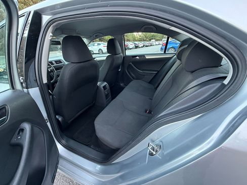Used 2015 Volkswagen Jetta SE image 10