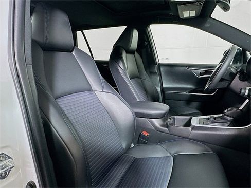 Used 2024 Toyota RAV4 XSE w/ Weather Package image 29