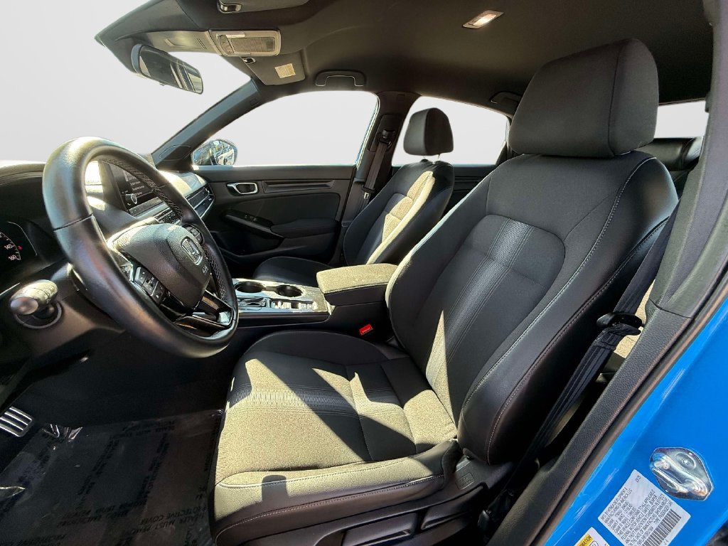 Used 2025 Honda Civic Sport image 12