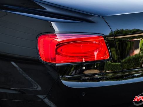 Used 2015 Bentley Flying Spur V8 image 45