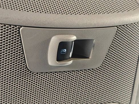 Used 2016 Ford F150 XLT w/ Equipment Group 302A Luxury image 11