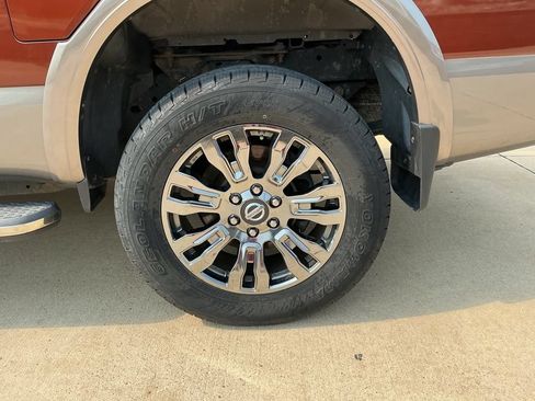 Used 2018 Nissan Titan Platinum Reserve w/ Platinum Utility Package AWD/4WD image 7