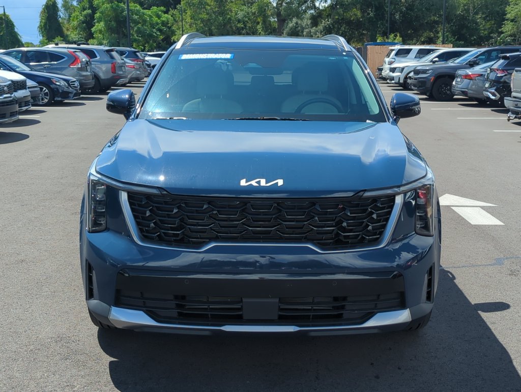 Used 2025 Kia Sorento S w/ Panoramic Sunroof Package FWD image 10