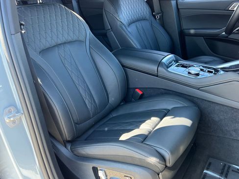 Used 2025 BMW X6 M60i image 16