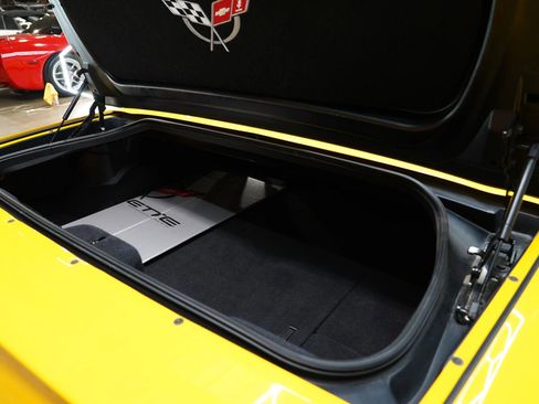 Used 2002 Chevrolet Corvette Convertible w/ Preferred Equipment Group2 image 36