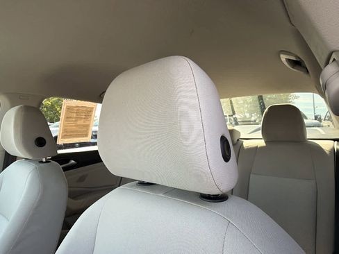 Used 2019 Volkswagen Jetta S FWD image 11