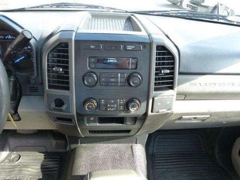 Used 2019 Ford F250 XL RWD image 22