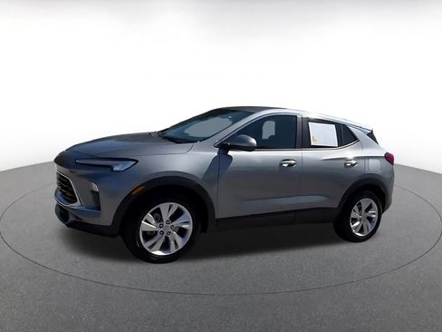 Used 2025 Buick Encore GX Preferred FWD image 8