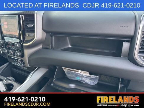 New 2026 RAM 1500 Big Horn w/ Night Edition AWD/4WD image 11