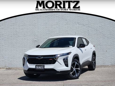 New 2026 Chevrolet Trax RS FWD image 1