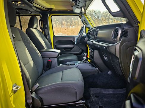 Certified 2022 Jeep Wrangler Unlimited Sport image 37