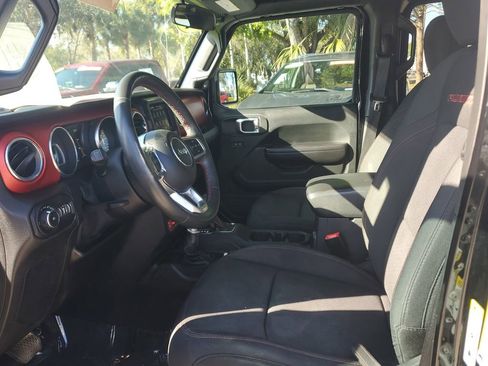 Used 2019 Jeep Wrangler Unlimited Rubicon image 24