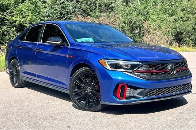 Used 2024 Volkswagen Jetta GLI 40th Anniversary Edition FWD image 3