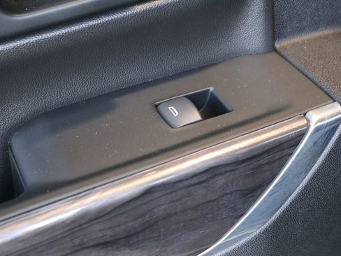 Used 2023 Chevrolet Silverado 2500 LTZ w/ LTZ Plus Package image 23