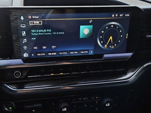 Used 2024 Chevrolet Silverado 2500 LT w/ Midnight Edition image 31