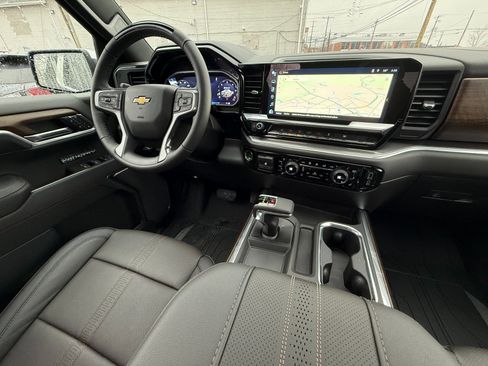 New 2026 Chevrolet Silverado 1500 High Country image 3