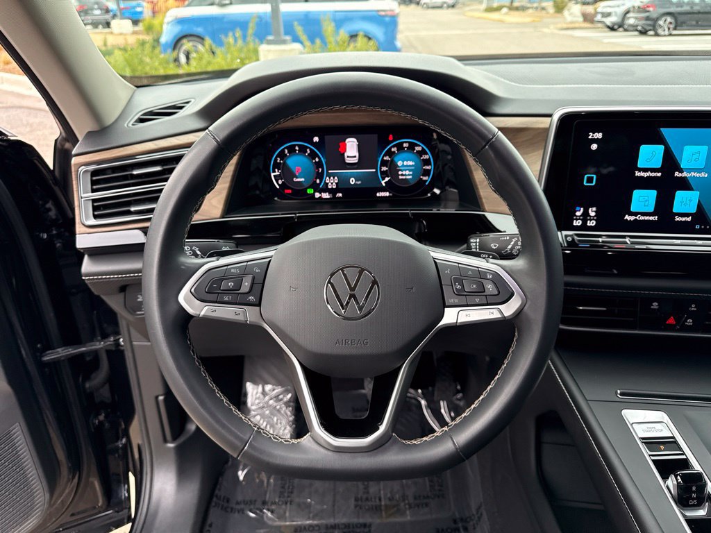 Certified 2024 Volkswagen Atlas SE AWD/4WD image 14