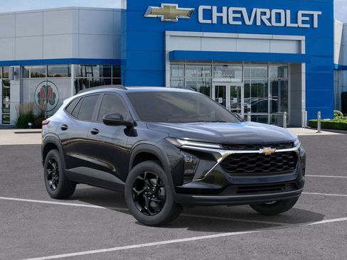 New 2026 Chevrolet Trax LT image 7