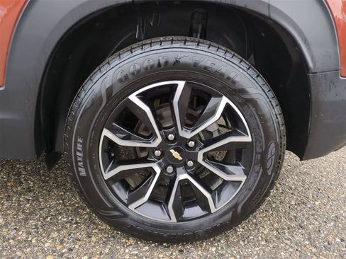 Used 2021 Chevrolet TrailBlazer ACTIV w/ Sun and Liftgate Package image 14