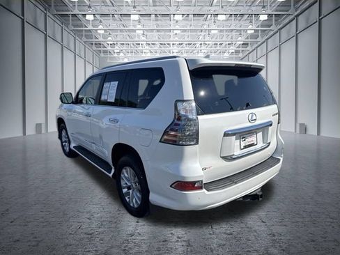 Used 2019 Lexus GX 460 Premium AWD/4WD image 3