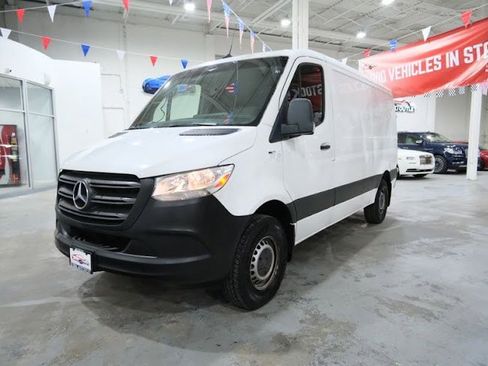 Used 2019 Mercedes-Benz Sprinter 1500 w/ Driver Convenience Package image 4