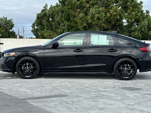 Used 2022 Honda Civic Sport image 6