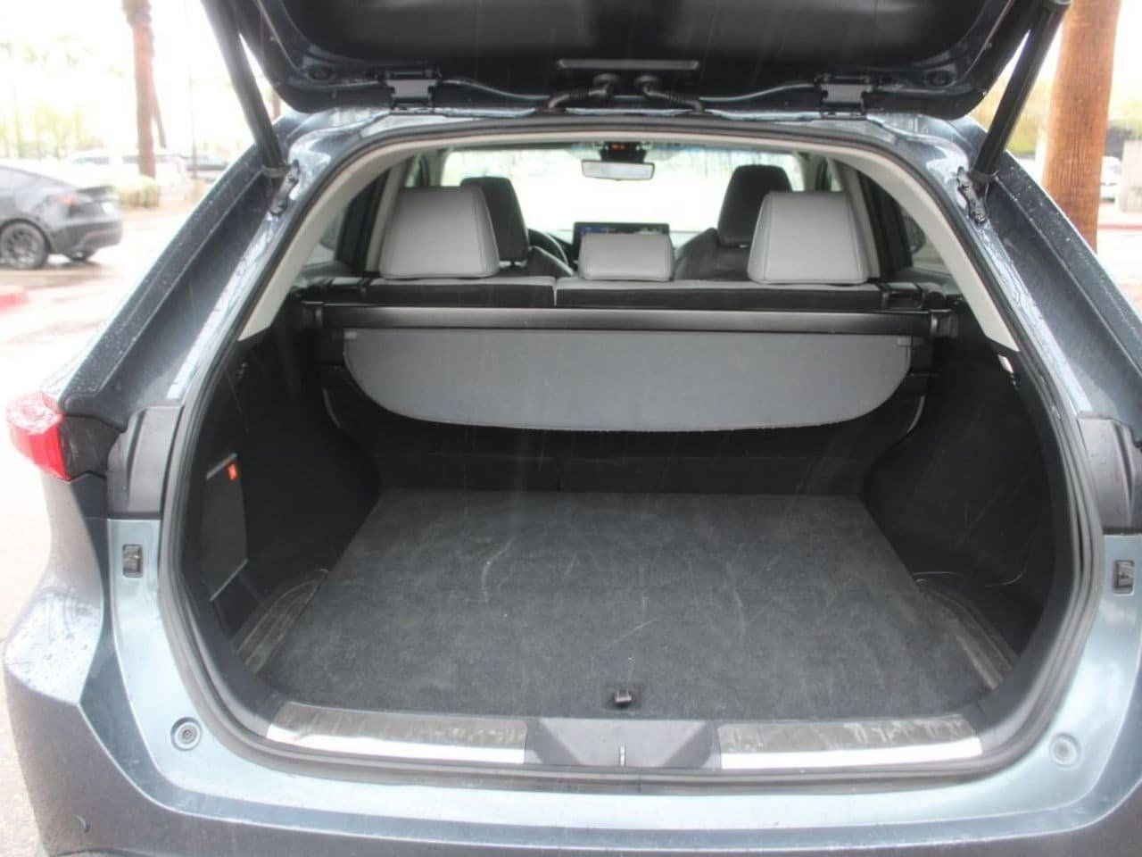 Used 2022 Toyota Venza Limited AWD/4WD image 12