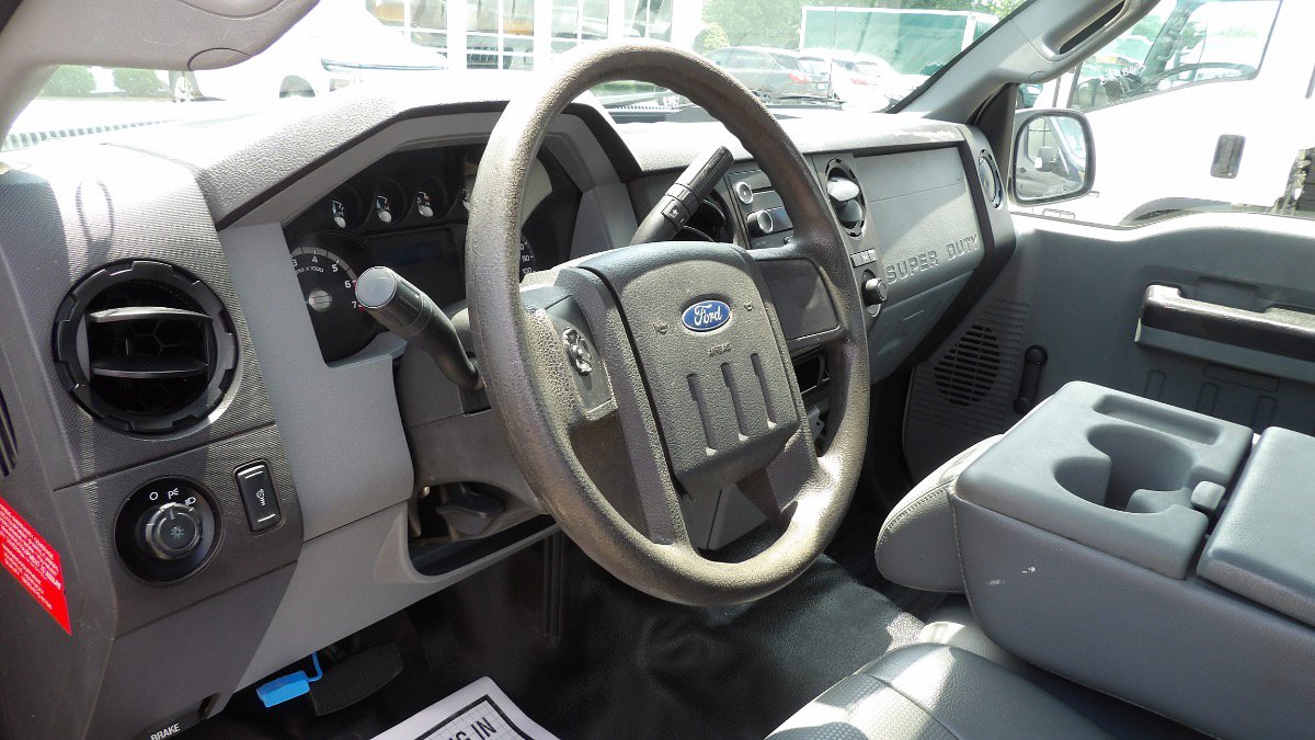 Used 2015 Ford F250 XL AWD/4WD image 7