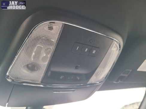 Used 2019 Jeep Grand Cherokee Limited image 24