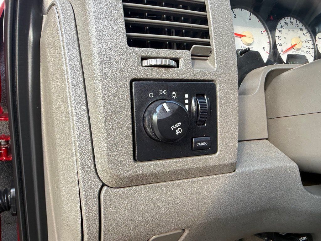 Used 2009 Dodge Ram 2500 Truck SLT w/ Popular Equipment Group AWD/4WD image 20