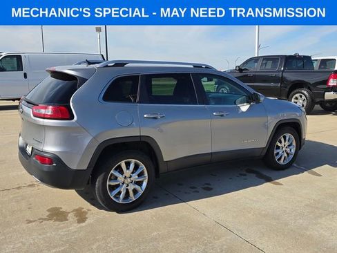 Used 2015 Jeep Cherokee Limited AWD/4WD image 15