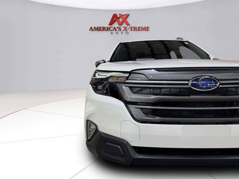 Used 2026 Subaru Forester Premium AWD/4WD image 9