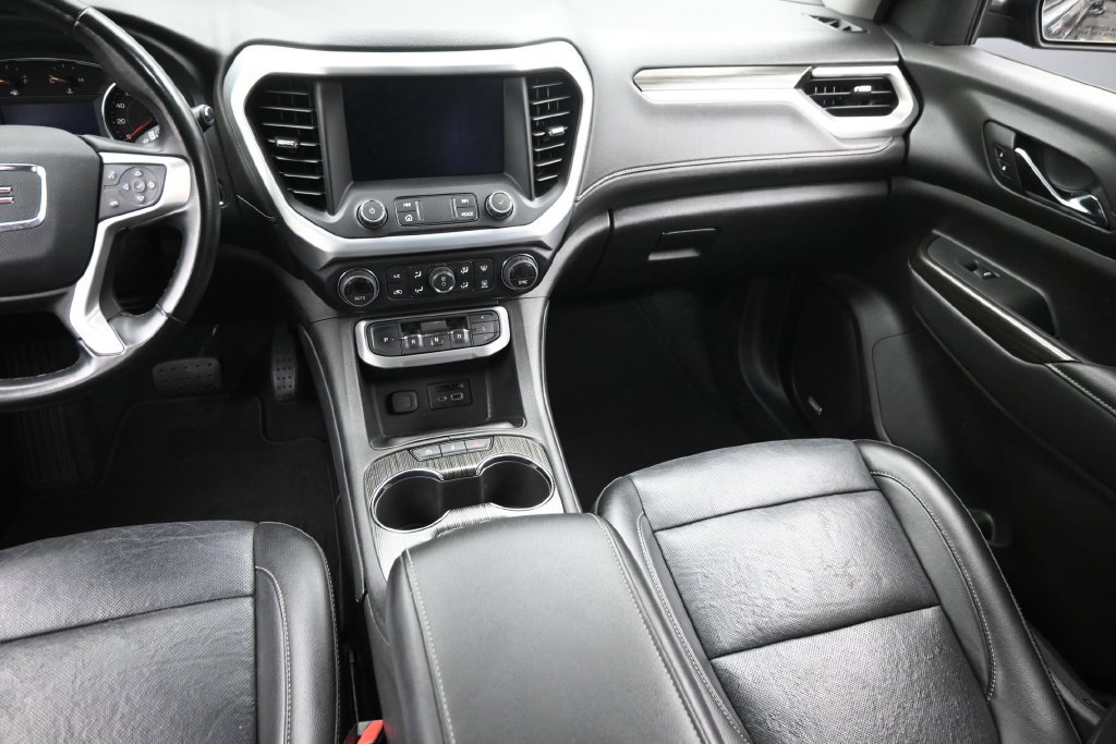 Used 2023 GMC Acadia SLT AWD/4WD image 16