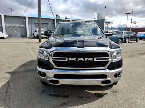Used 2022 RAM 1500 Big Horn AWD/4WD image 3
