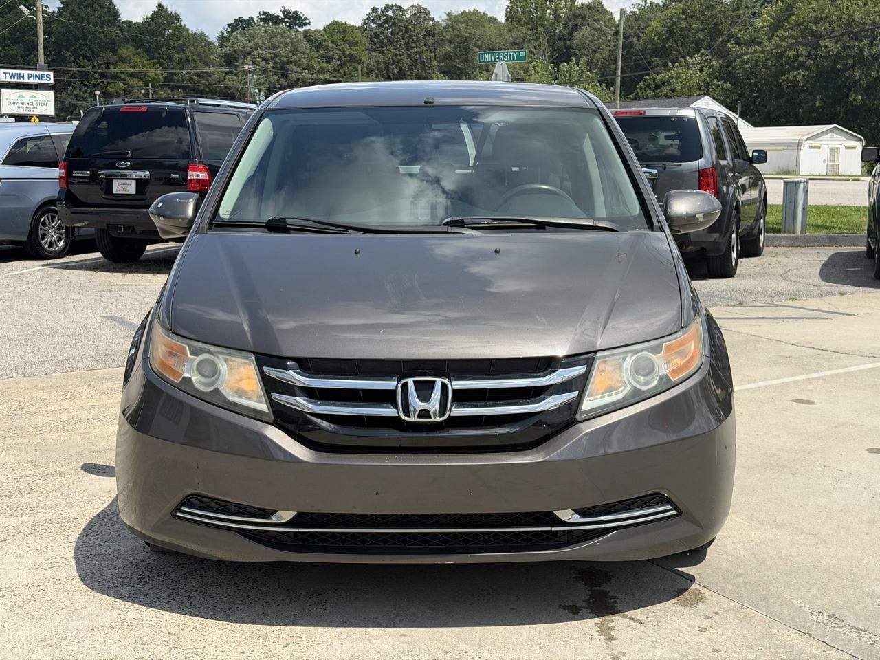 Used 2014 Honda Odyssey EX image 3