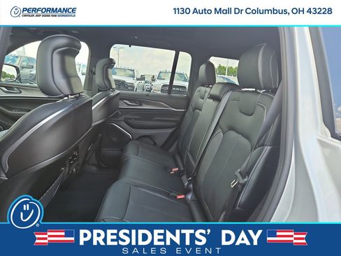 New 2025 Jeep Grand Cherokee Overland w/ Adv Protech Group III image 13