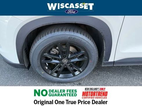 Used 2024 Toyota Grand Highlander Limited image 28