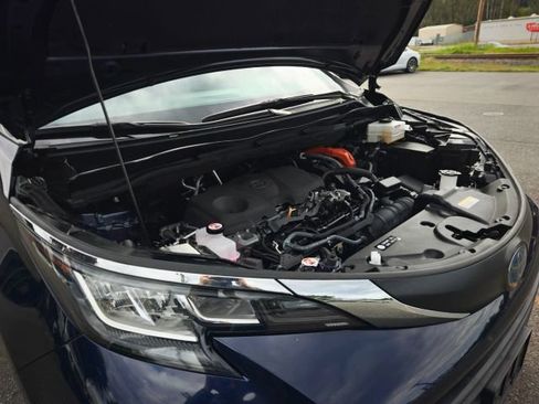 Used 2023 Toyota Sienna LE AWD/4WD image 46