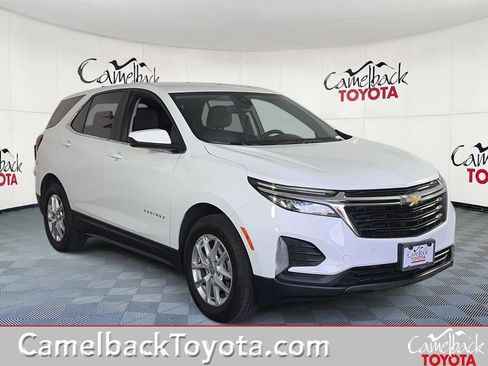 Used 2024 Chevrolet Equinox LT FWD image 1