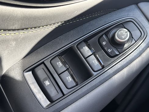 Certified 2025 Subaru Outback Onyx Edition image 22