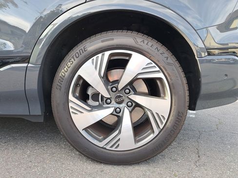 Used 2025 Audi Q6 e-tron Premium Plus w/ Premium Plus image 7