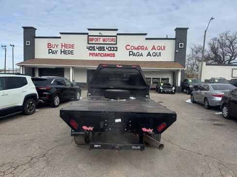 Used 2024 Chevrolet Silverado 2500 LT w/ Convenience Package image 6