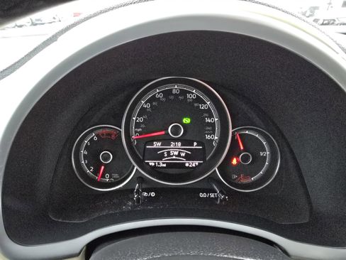 Used 2019 Volkswagen Beetle 2.0T S image 20