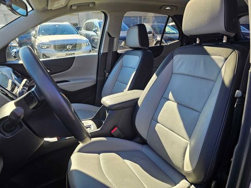 Used 2018 Chevrolet Equinox Premier image 20