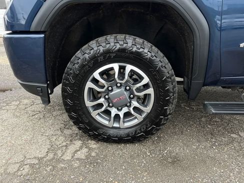 Used 2022 GMC Sierra 2500 AT4 w/ AT4 Preferred Package image 28