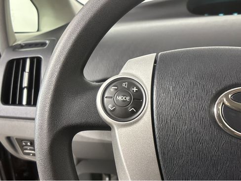 Used 2011 Toyota Prius Two image 25