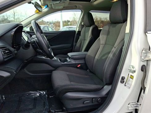 Used 2021 Subaru Outback Premium image 13