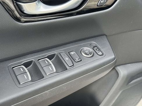 Used 2023 Honda CR-V EX-L image 13