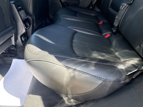 Certified 2022 Jeep Compass Limited image 30