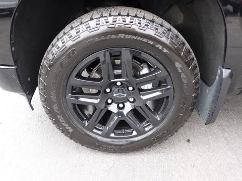 Used 2024 Chevrolet Silverado 1500 Custom AWD/4WD image 55